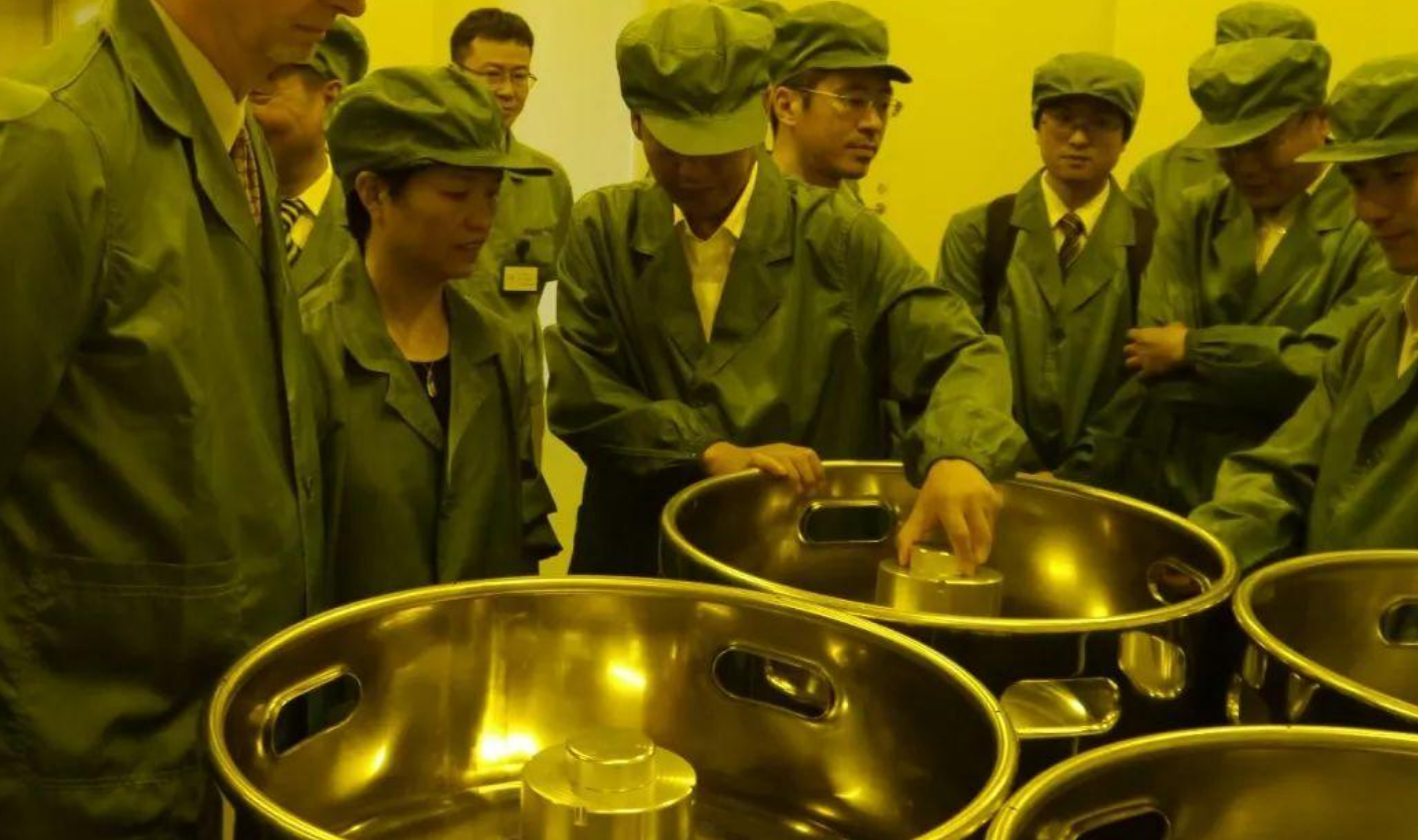 打破关键材料垄断！中企坐拥365项专利后，全力攻克造芯难题