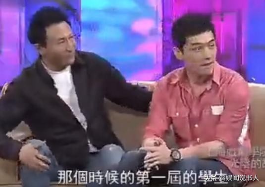 首位走上百老汇的华人，教出胡歌、袁弘，拍戏