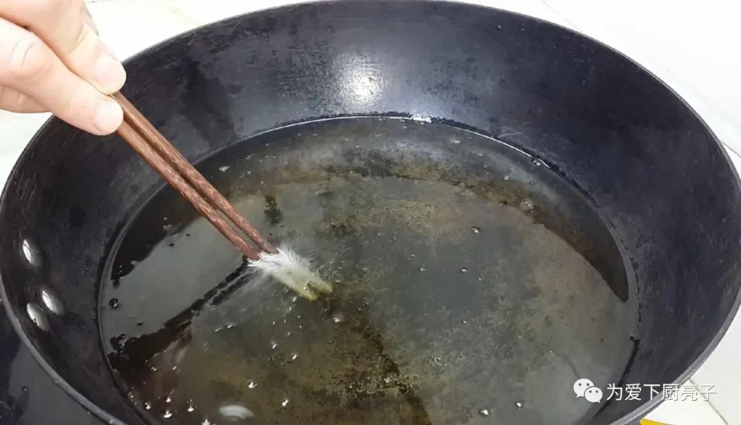蘿蔔不要包餃子了，筷子一攪，做出創意素丸子，好吃到拿肉都不換