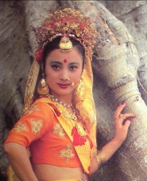 李玲玉的2段婚姻皆“被離婚”，34歲征服猶太富商，力破不合謠言