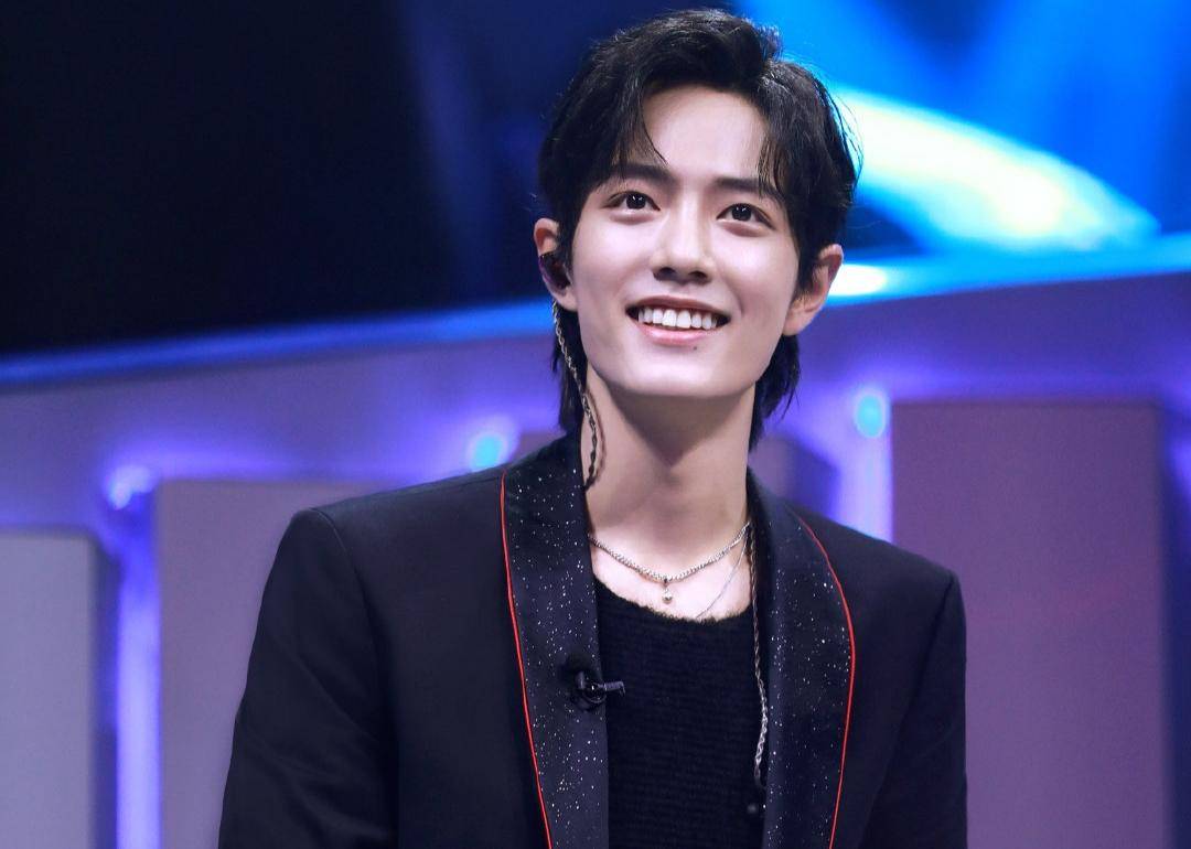 227风波过后：肖战成了“评论家”，工作室改发