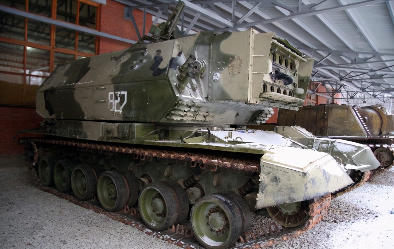 红警中的光棱坦克真被造出来了！揭秘苏联绝密激光坦克，射程太牛