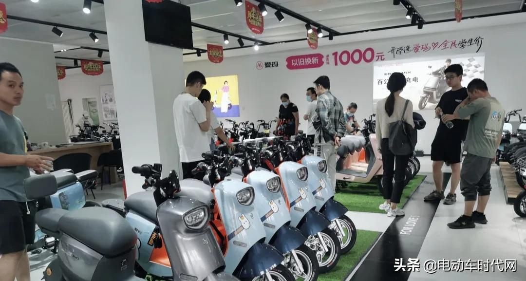 爱玛det365娱乐场所官方网动力续航双突破，强势领跑北京国标车换购热潮