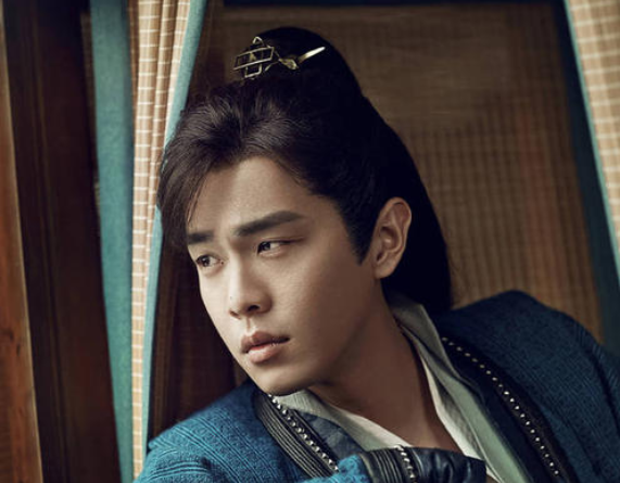 结婚不见父亲身影，直言三年不拍父亲的戏，张