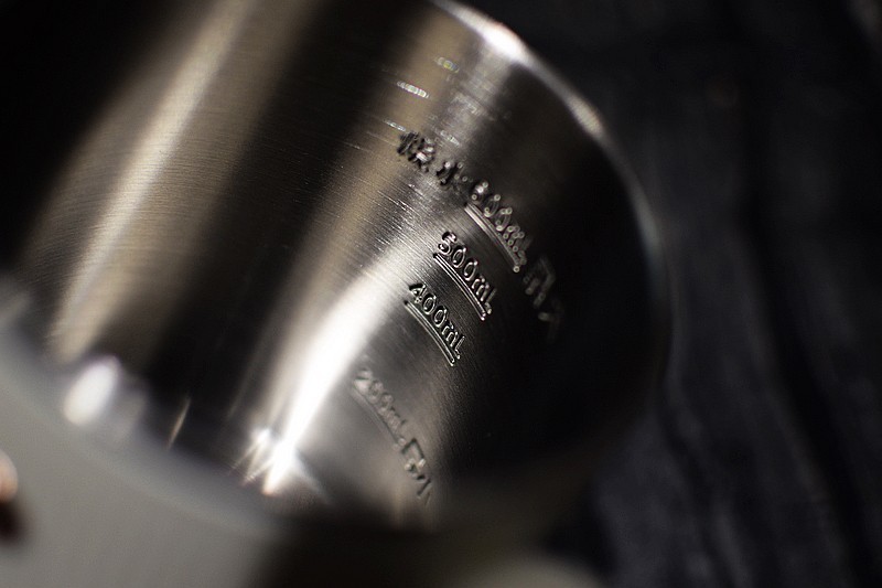 桌面轻养壶.润养好食光 七彩叮当迷你养生壶