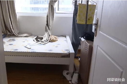 姑娘租房不到两天，被前租客入室持刀威胁，还