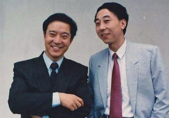相声演员牛群，离开冯巩的21年里，他都去干什么