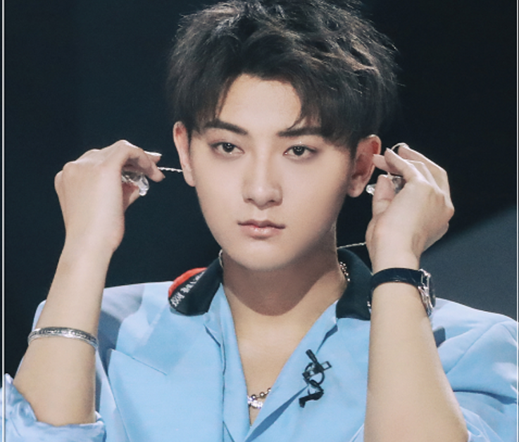 《创造营2020》首播，学员大哭胆小，黄子韬再次