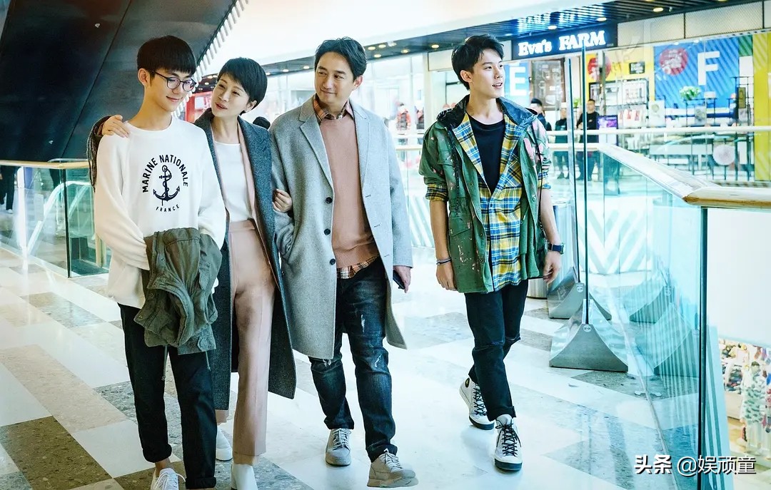 海清发文被批浮夸，更应该开心的张嘉译，却在