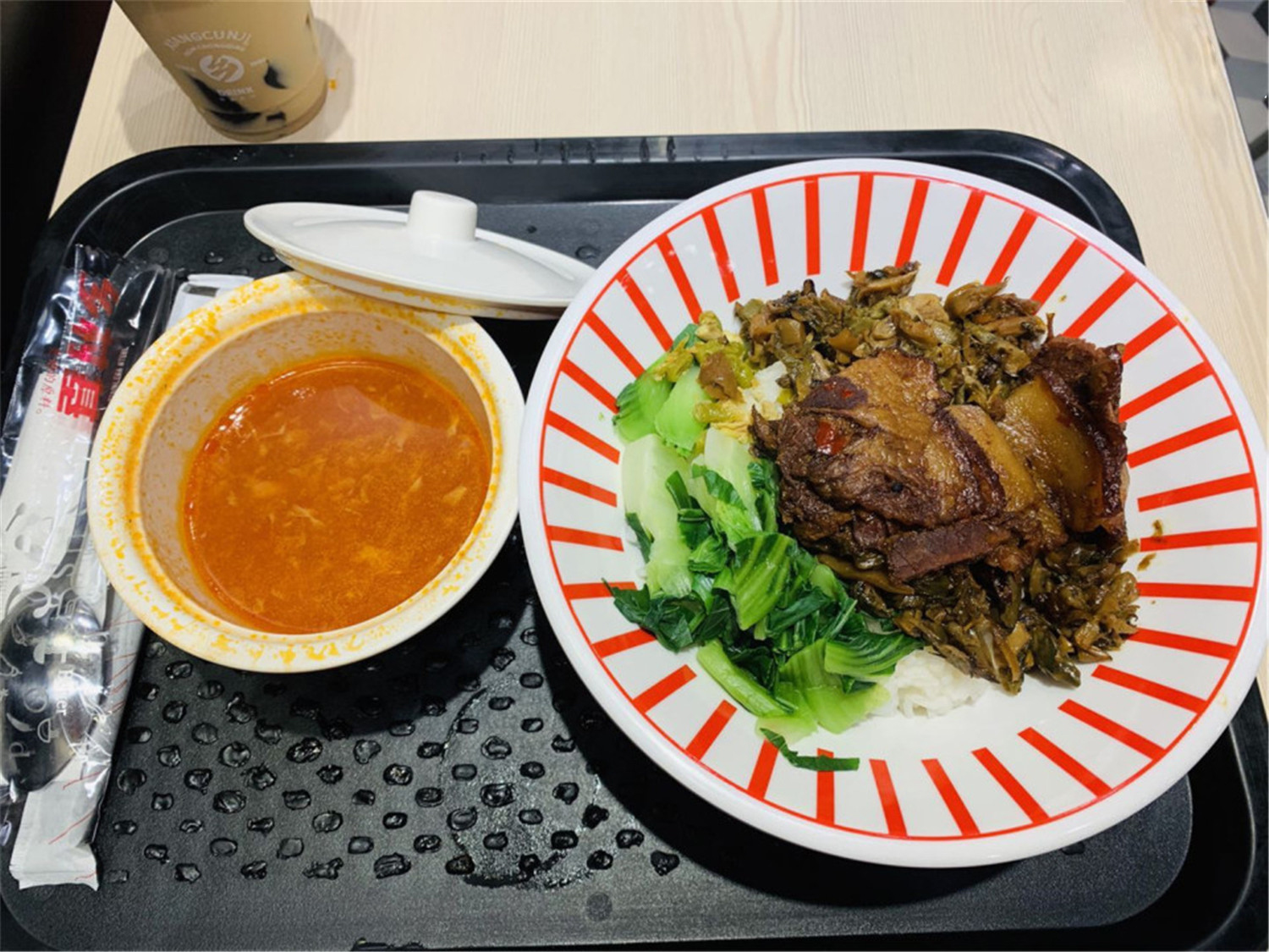 2020重庆大城小事：不受欢迎的来福士，未停播的《雾都夜话》