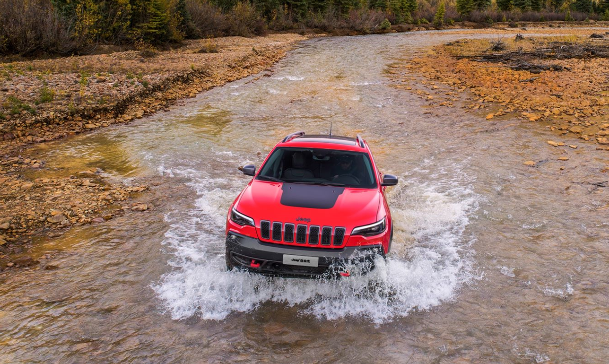 遇见你驭见爱，Jeep﹢自由光为爱而来