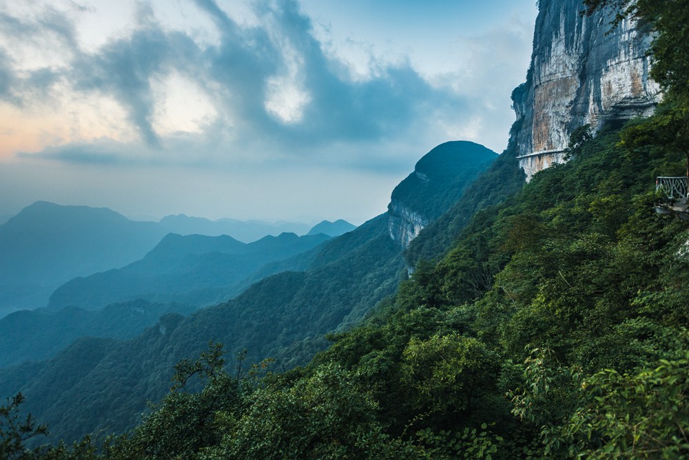 追星逐日金佛山，这样的浪漫名场面你见过吗？