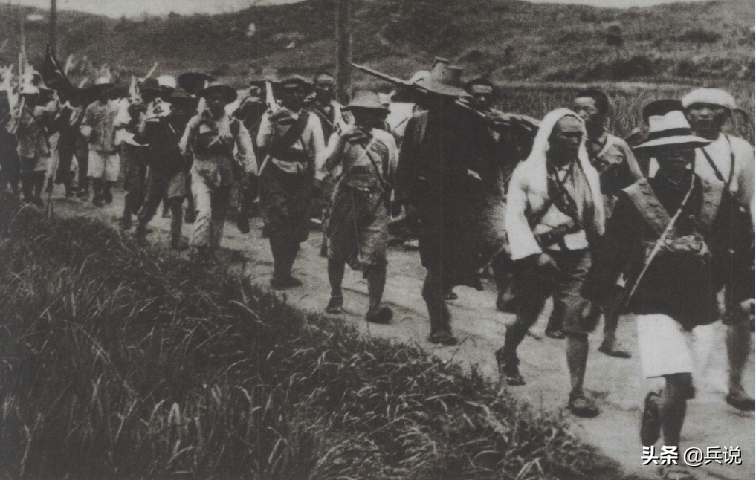 曾克林指挥不如韩先楚，才是降职真正原因，1955年授少将