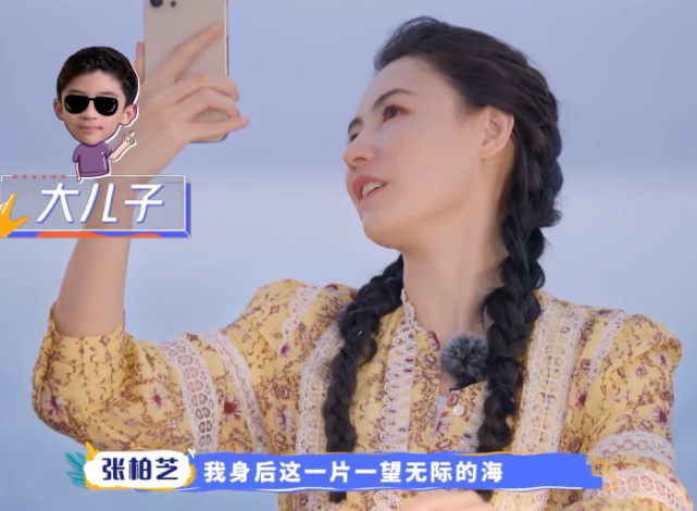 張柏芝錄節目倆兒子出鏡，Lucas顯成熟，二兒子成迷你版謝霆鋒