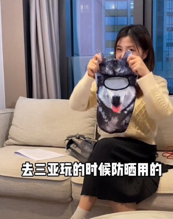 35岁曹云金好事将近？女助理与其互动频繁，网友曝多次出现在家中