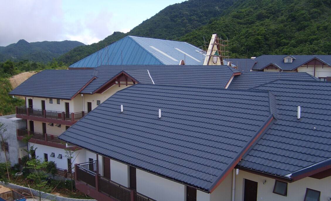 四川彩石金属瓦