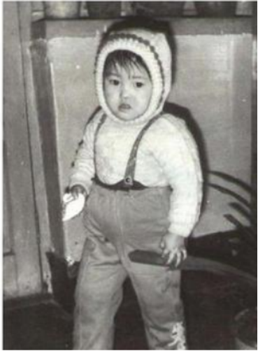 3次被“爱情”抛弃，因“全裸”出镜一举成名，如今成为单亲妈妈