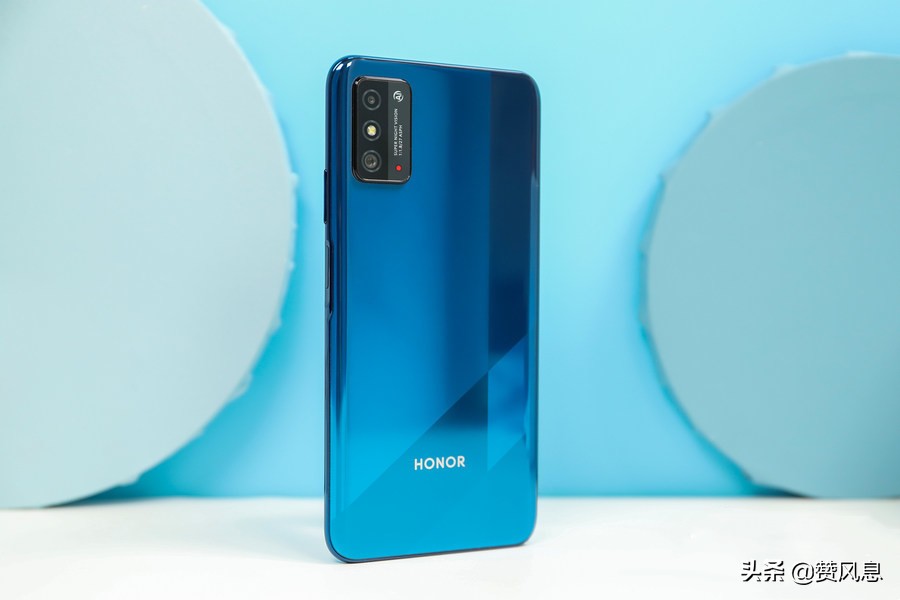 7.2英寸新机预热，6nm旗舰芯片+6000mAh，荣耀这波操作牛