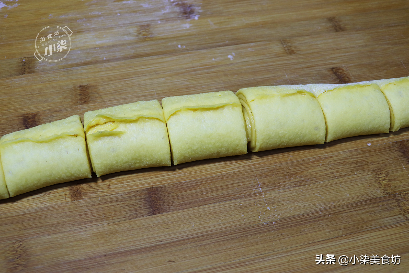 做燒餅別用水，這做法太香了，皮酥裡軟，空口能吃撐，比麵包都香