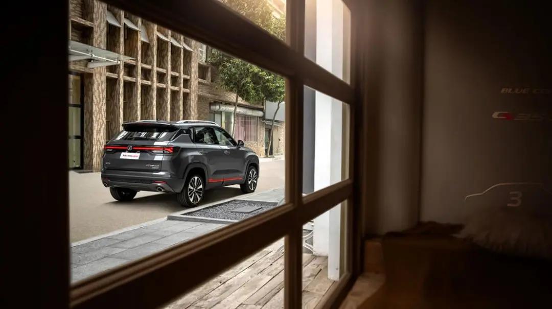 颜值、动力、配置都有！长安全新CS35 PLUS只要10万元