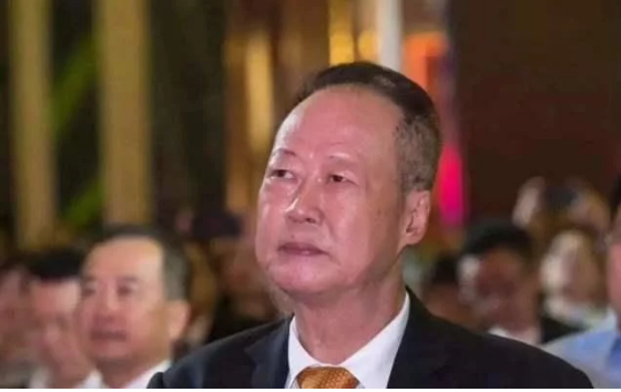 深圳最大隐形千亿富豪，资产千亿却无一分负债