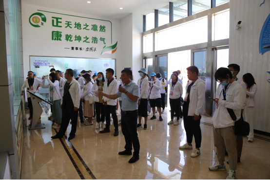 融媒体看河南采访团点赞遂平农产品加工产业“硬实力”