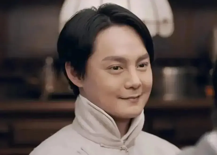 没想到归国三子再同框，鹿晗吴亦凡竟都输给了