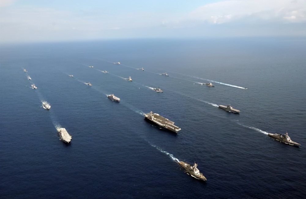 前美海军高官：中国民用船只太多了，美国需扩张舰队对其实施威慑