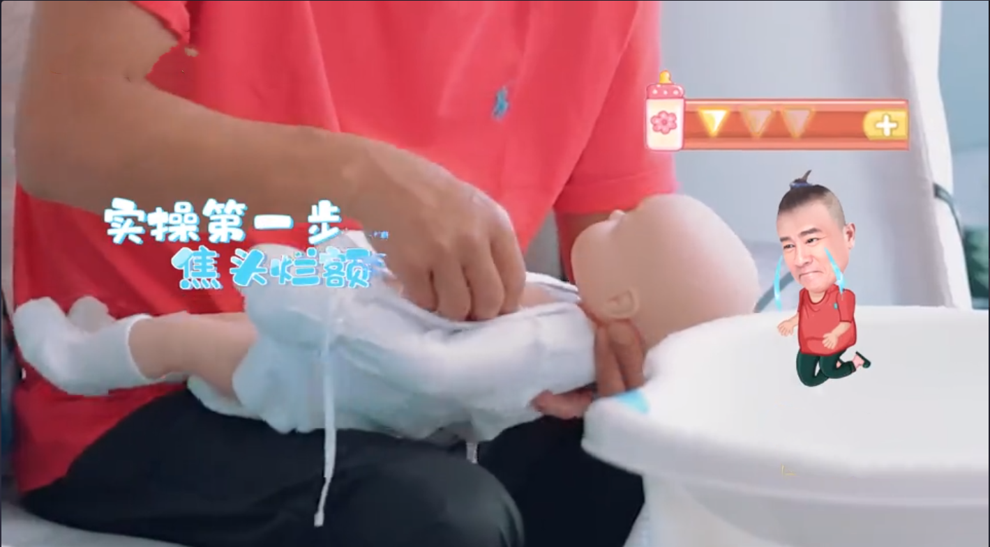 陳小春奶爸模擬考試，脫不下娃娃和尚服說別生了，應采兒說太遲了