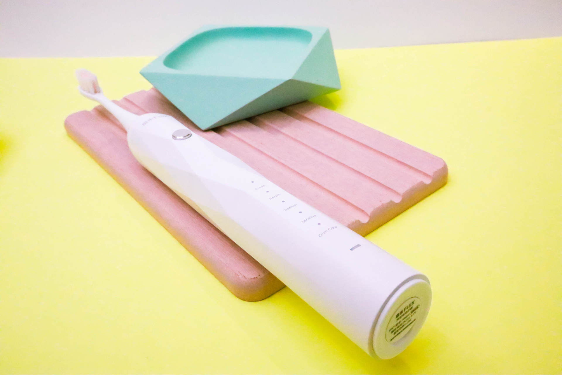 干净不伤牙 | 扉乐小魔刷Major电动牙刷