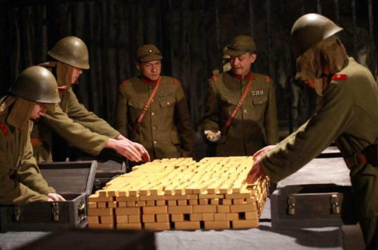 二战日本敛财无数，钱都去哪了？美国人在偷笑