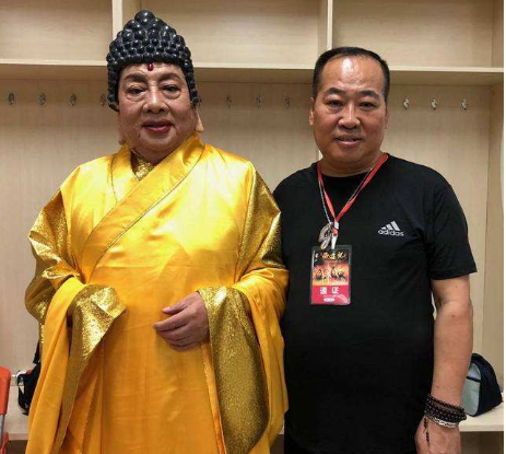 中国最经典的如来佛祖扮演者，去泰国逛佛庙，