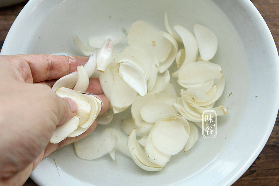 三伏天，我家最爱喝这粥，5分钟做好，营养美味又解暑，安稳度夏