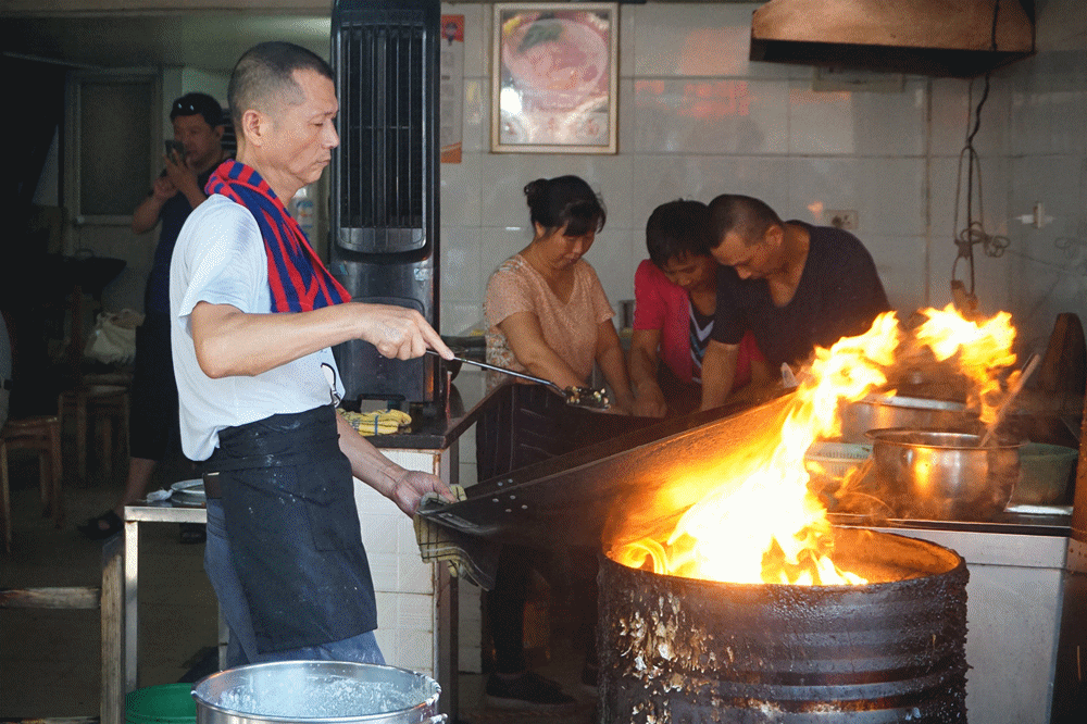 比户部巷还牛逼！藏在武汉闹市，家家都是网红店，你吃过几家？