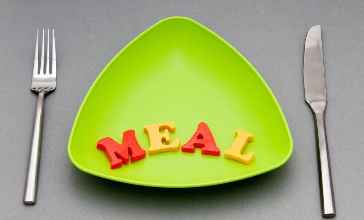 不吃晚飯來養生的人，更容易長壽嗎？ 看看《柳葉刀》的研究結果吧