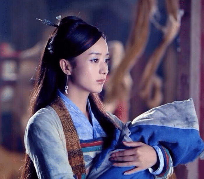 女星抱孩子谁最有爱？刘诗诗戏里戏外分不清，