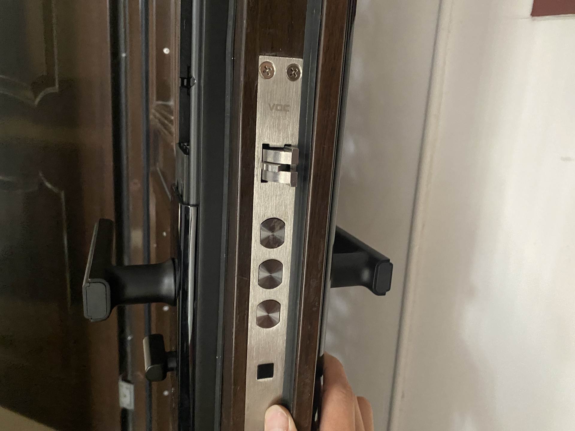 华为智选VOC智能门锁S体验：指纹锁手机一碰解锁，回家更方便
