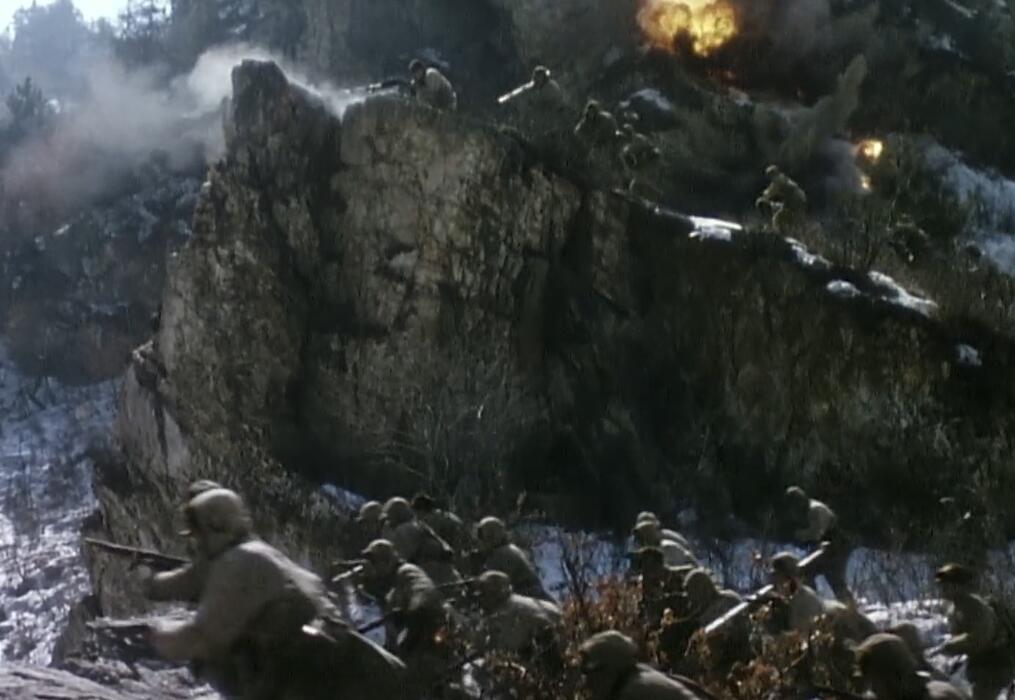 取之于敌，用之于敌！志愿军如何用缴获武器，