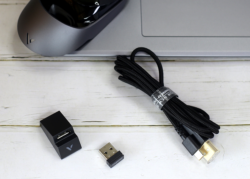 反馈灵敏双模电竞设计，雷柏VT960鼠标极速带感