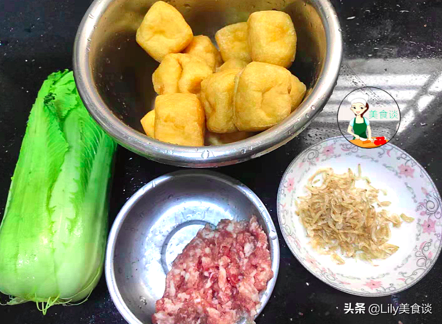 图片[4]-白菜油豆腐酿肉煲做法步骤图 新年吃出好彩头-起舞食谱网