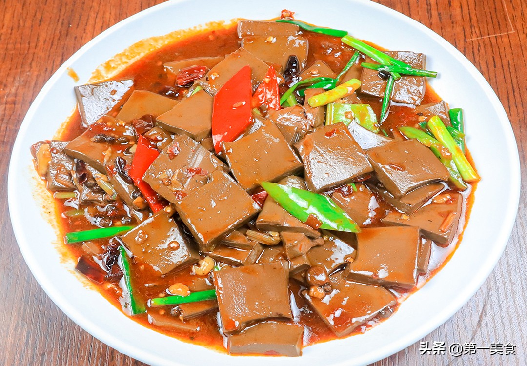 圖片[9]-鴨血想要嫩滑有技巧 廚師長教你做麻辣鴨血 麻辣入味 嫩如豆腐-起舞食譜網