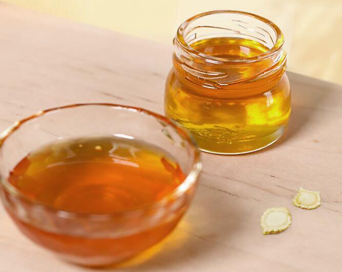 生蜂蜜和熟蜂蜜哪个好？生蜂蜜和熟蜂蜜的区别？