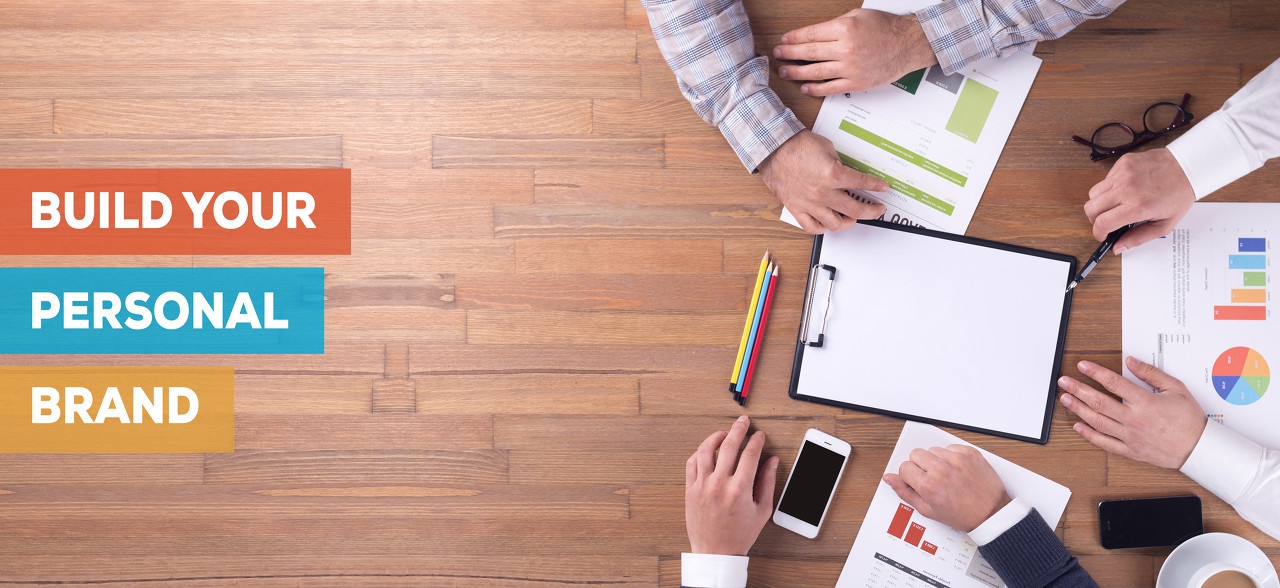 这样打造个人品牌，也能够月入10万