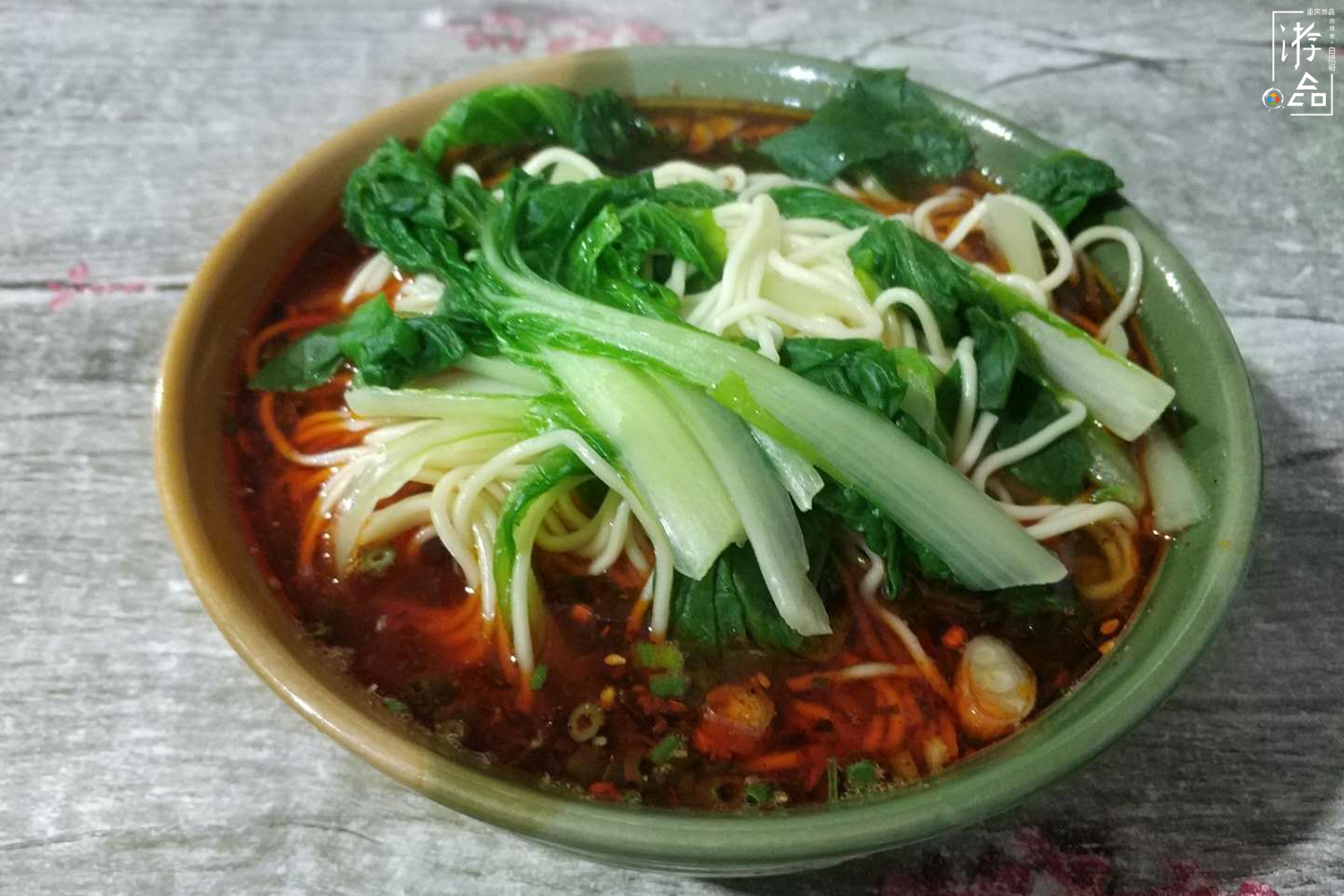 重庆人早饭都吃些什么？在街头逛了一圈才发现，小面只能排第二