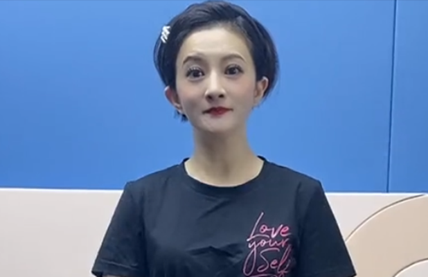 “婉君”金铭，9岁爆火，18岁上北大，41岁仍单身，她经历了啥？