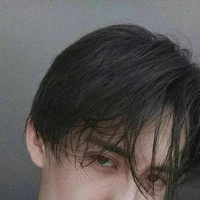 男生霸气冷酷动漫头像照片