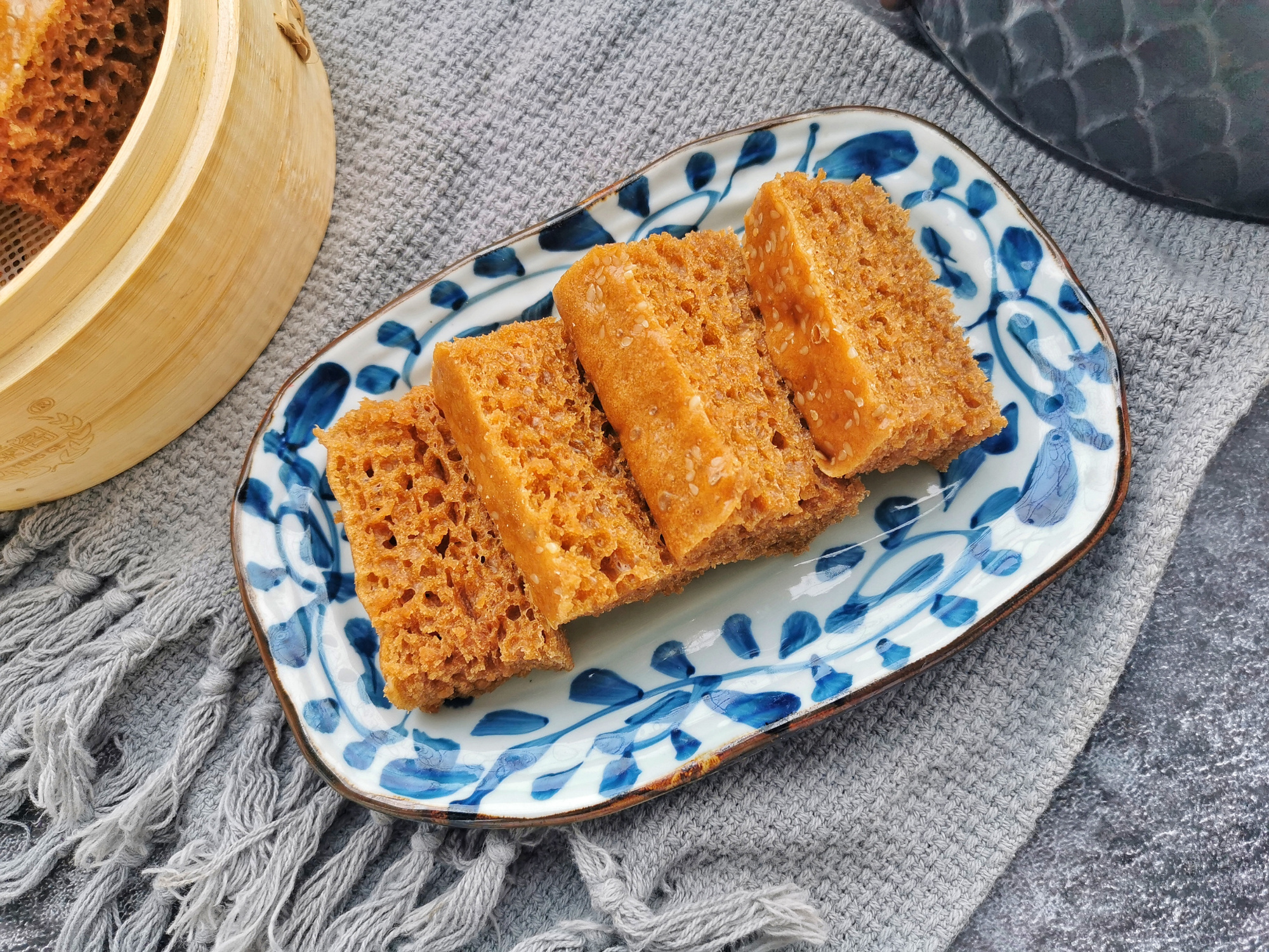 想吃馬拉糕不用去茶樓了，自己在家就能做，軟糯Q彈，比發糕好吃