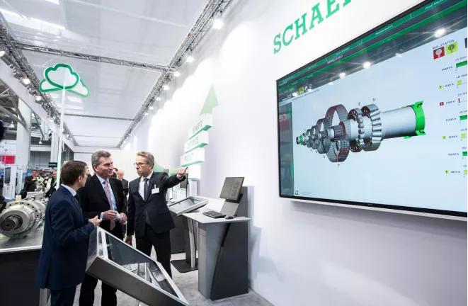 手机越贵打滴滴越贵？全新奔驰E级上市，全系2.0T！