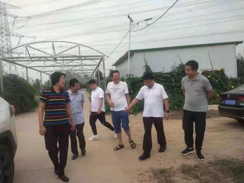 冯月菊一行到陕西益能公司乳酸菌生态养殖地基调研