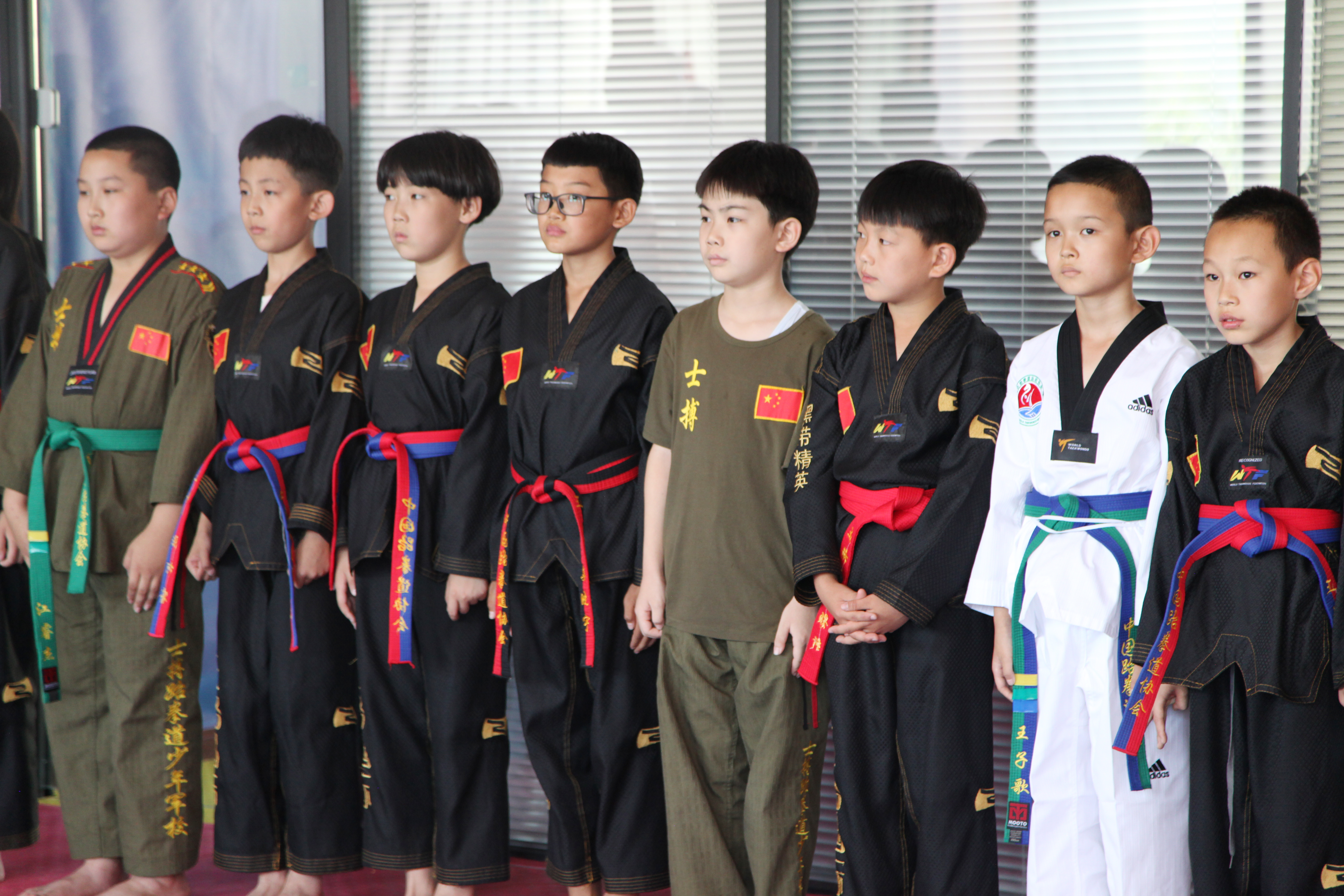 跆拳道|第二届内蒙古青少年体育夏令营暨跆拳道俱乐部联赛开赛 场面扣人心弦